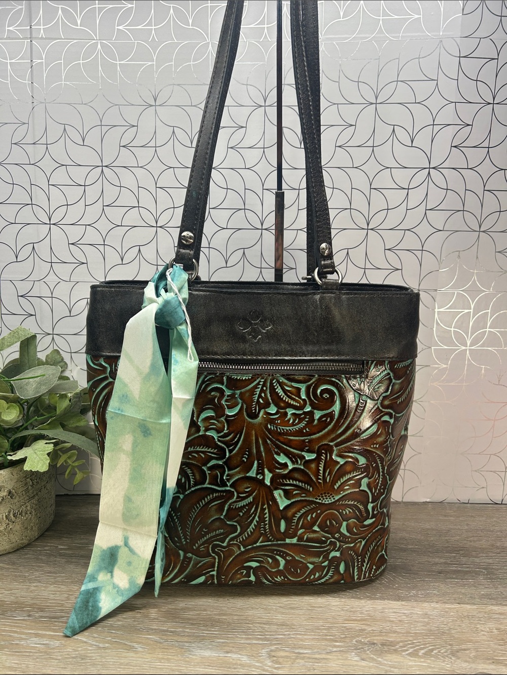 Patricia Nash convertible tote bag